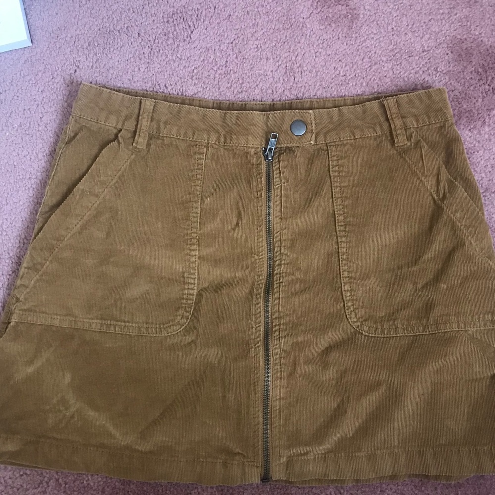 Corduroy mini skirt